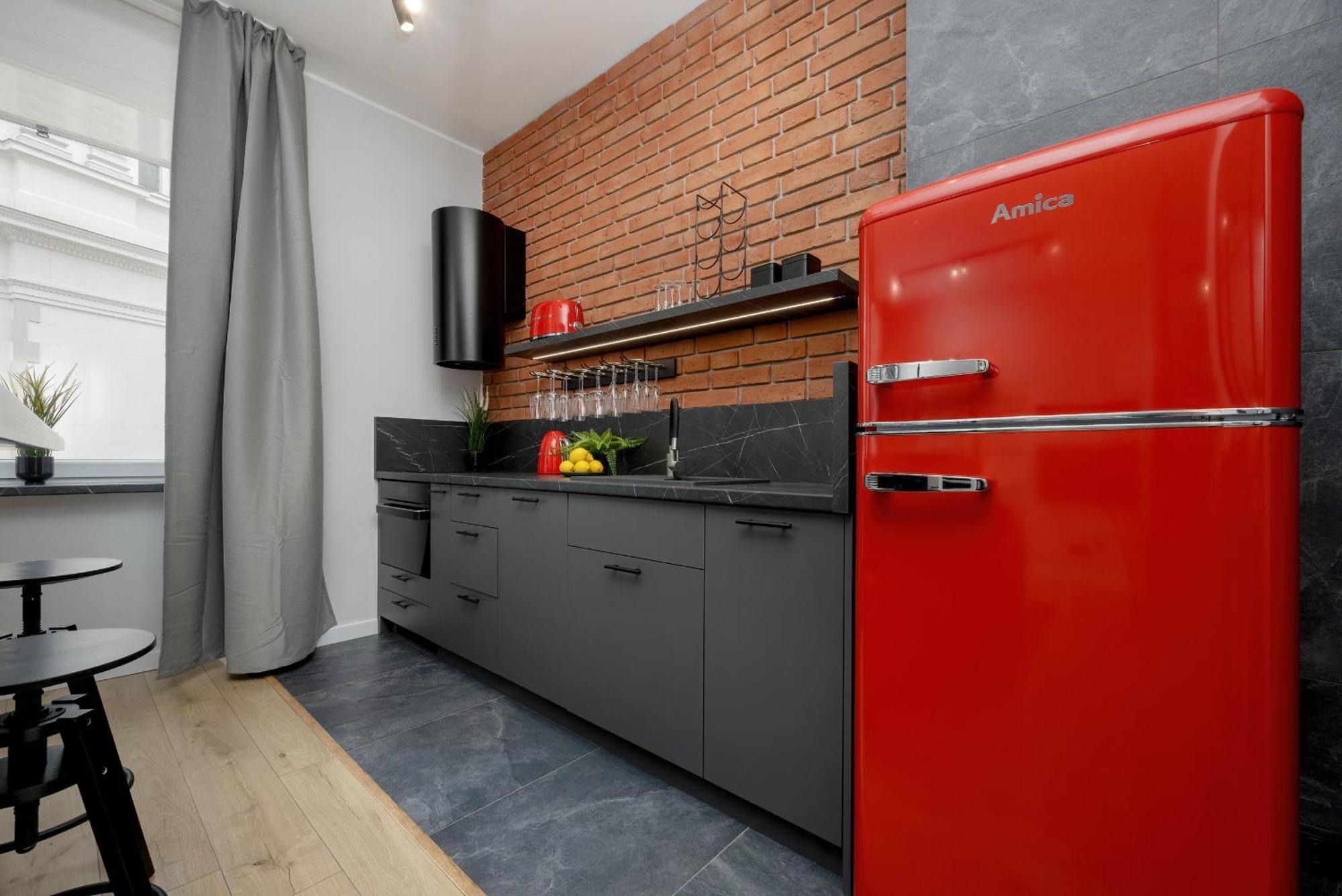 Exclusive Grey And Red Apartment In Warsaw Center By Noclegi Renters Екстериор снимка